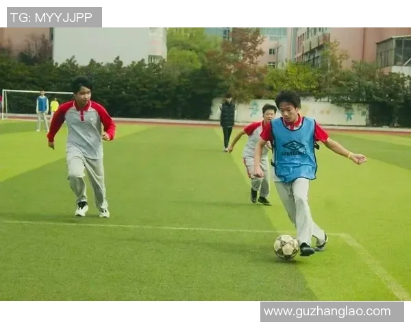 足球跳跳跳带你领略激情四射的绿茵场瞬间与精彩绝伦的比赛瞬间